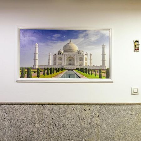 The Bellwood Suites Near Igi Airport New Delhi Exterior photo